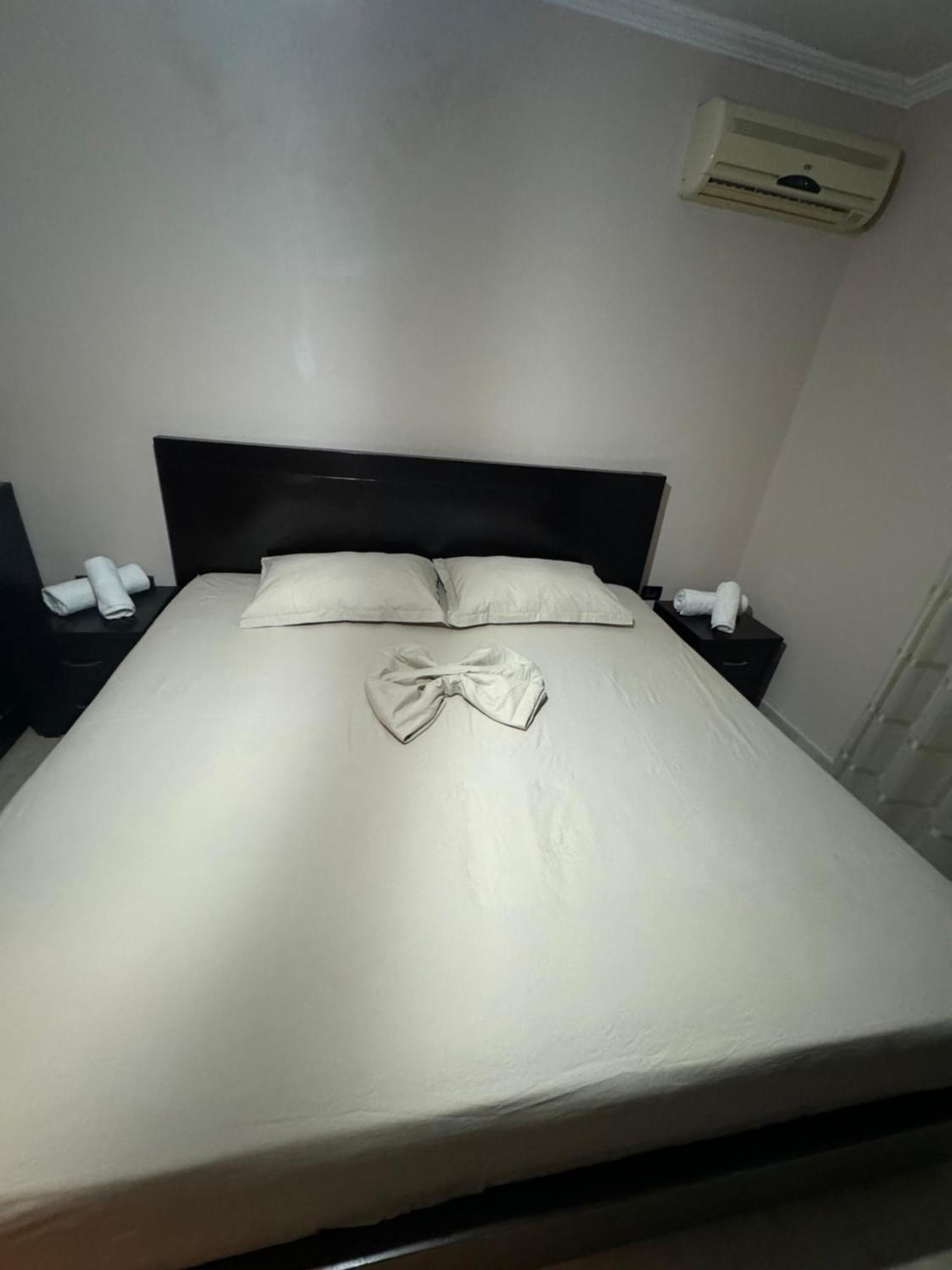 Toptani Center Apartment Τίρανα Εξωτερικό φωτογραφία